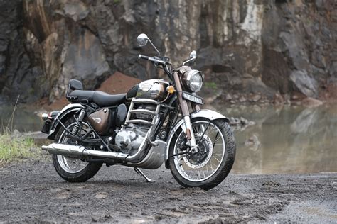 Sertifikat, penghargaan, tanda, atau dokumen yang dipajang di 2019 royal enfield classic 500 honda cd 110 dream sukses topup Apple 90 pilihan terbaik